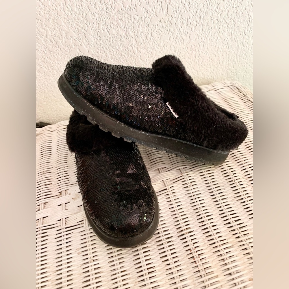 Comfy worn half dozen x